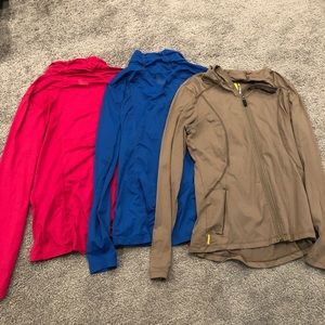 Lole essential cardigan lot. Size medium.
